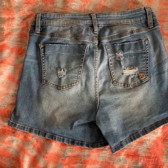 Indigo Rein High-Wasted Jean Shorts. - Picture 3 of 6